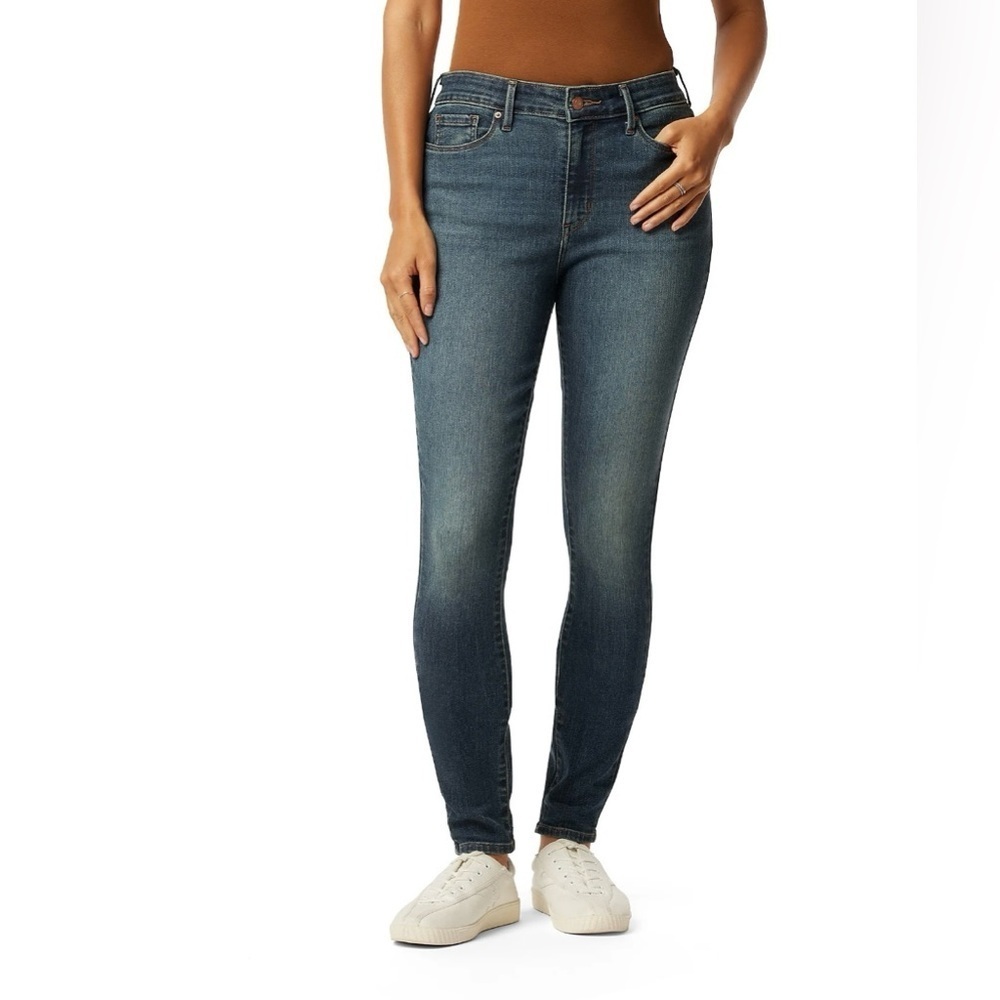 High Rise Blue Jeans